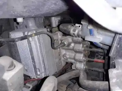 Peça sobressalente para automóvel em segunda mão abs por toyota auris hybrid active referências oem iam   