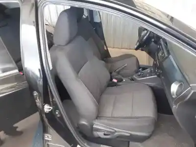 Second-hand car spare part right front seat for toyota auris hybrid active oem iam references 
