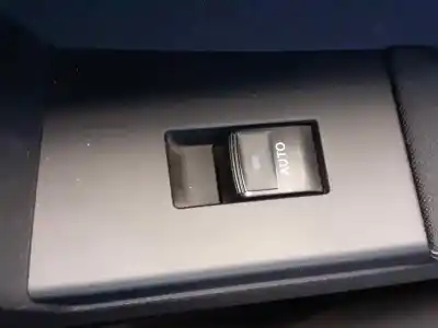 Second-hand car spare part rear right power window switch for toyota auris hybrid active oem iam references 