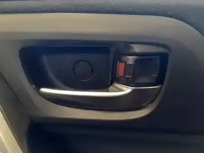 Second-hand car spare part interior right front handle for toyota auris hybrid active oem iam references 