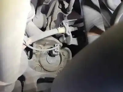 Second-hand car spare part rear right knuckle for toyota auris hybrid active oem iam references 