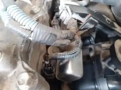 Second-hand car spare part distributor pipe for toyota auris hybrid active oem iam references   