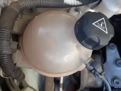 Second-hand car spare part coolant expansion tank for peugeot 2008 (--.2013->) active oem iam references 