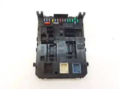 Pezzo di ricambio per auto di seconda mano scatola relè/fusibili per citroen c4 picasso millenium riferimenti oem iam 281197595