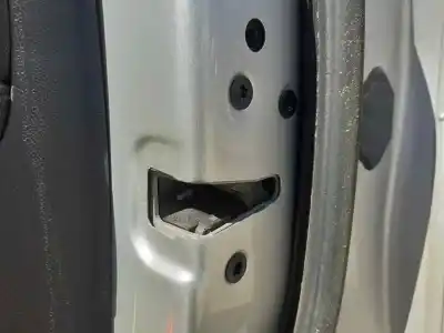 Peça sobressalente para automóvel em segunda mão fechadura da porta dianteira direita por ford fiesta (ce1) trend referências oem iam 