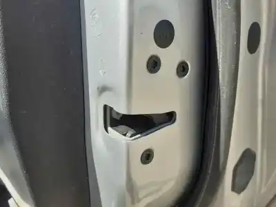 Peça sobressalente para automóvel em segunda mão fechadura da porta traseira direita por ford fiesta (ce1) trend referências oem iam 