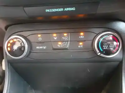 Peça sobressalente para automóvel em segunda mão comando de sofagem (chauffage / ar condicionado) por ford fiesta (ce1) trend referências oem iam 
