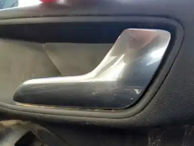 Peça sobressalente para automóvel em segunda mão puxador interior dianteiro direito por ford fiesta (ce1) trend referências oem iam 
