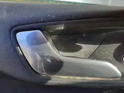 Peça sobressalente para automóvel em segunda mão puxador interior dianteiro esquerdo por ford fiesta (ce1) trend referências oem iam 
