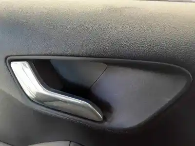 Peça sobressalente para automóvel em segunda mão PUXADOR INTERIOR TRASEIRO ESQUERDO por FORD FIESTA (CE1) Trend Referências OEM IAM   