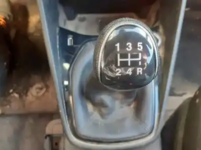 Peça sobressalente para automóvel em segunda mão botão da alavanca de velocidades por ford fiesta (ce1) trend referências oem iam 
