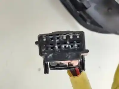 Peça sobressalente para automóvel em segunda mão espelho retrovisor esquerdo por renault captur zen referências oem iam   