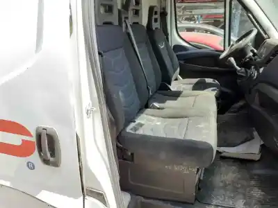 Peça sobressalente para automóvel em segunda mão ASSENTO DIANTEIRO DIREITO por IVECO DAILY FURGÓN Fg 33 S ... V Batalla 3000 Referências OEM IAM   