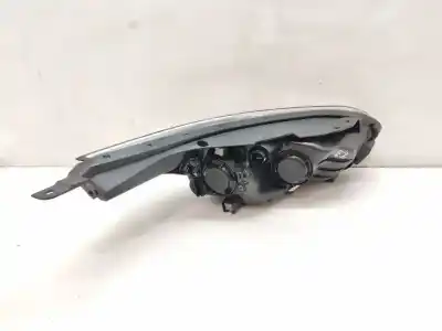 Second-hand car spare part left headlight for kia ceed business oem iam references 92101j7050  