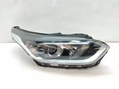 Second-hand car spare part right headlight for kia ceed business oem iam references 92102j7050