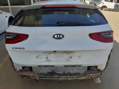 Pezzo di ricambio per auto di seconda mano portellone per kia ceed concept riferimenti oem iam   