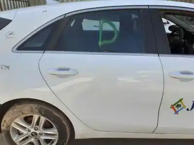 Piesă de schimb auto la mâna a doua usa spate dreapta pentru kia ceed concept referințe oem iam 