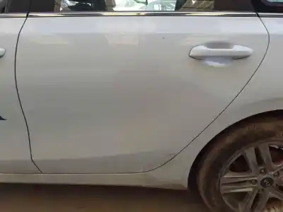 Second-hand car spare part rear left door for kia ceed concept oem iam references   