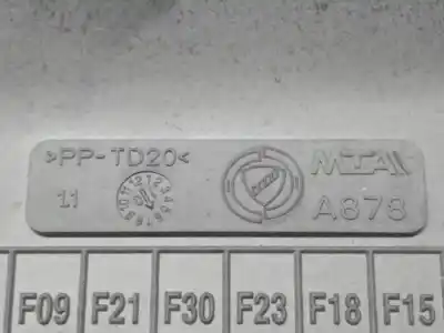 Peça sobressalente para automóvel em segunda mão caixa de fusíveis e relés por peugeot bipper básico referências oem iam 51781452a  a878