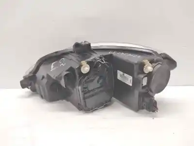 Second-hand car spare part right headlight for seat leon (1p1) reference oem iam references   