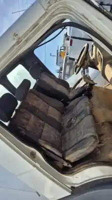 Second-hand car spare part right front seat for nissan atleon 110 oem iam references 