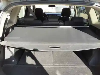 Peça sobressalente para automóvel em segunda mão chapeleira por kia carens ( ) concept referências oem iam 
