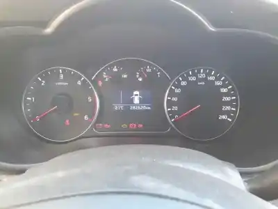 Peça sobressalente para automóvel em segunda mão quadrante por kia carens ( ) concept referências oem iam 