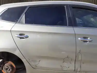 Peça sobressalente para automóvel em segunda mão Porta Do Automóvel Traseira Direita por KIA CARENS ( ) Concept Referências OEM IAM   