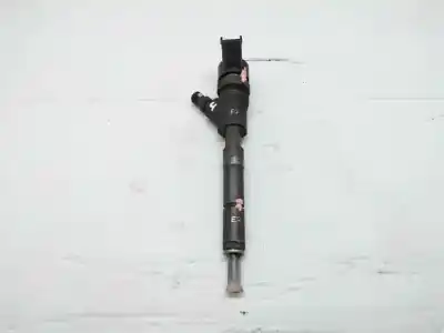 Second-hand car spare part Injector for TOYOTA COROLLA (E12) 1.4 Turbodiesel CAT OEM IAM references 0445110221  2367033040