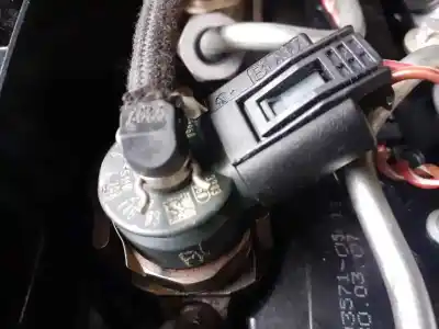 Peça sobressalente para automóvel em segunda mão injetor por bmw serie 1 berlina (e81/e87) 118d referências oem iam 0445110289