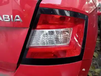 Second-hand car spare part Right Tailgate Light for SKODA FABIA Ambition OEM IAM references   