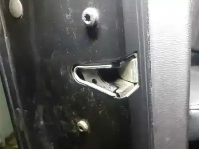 Peça sobressalente para automóvel em segunda mão fechadura da porta dianteira esquerda por bmw serie 1 berlina (e81/e87) 118d referências oem iam 