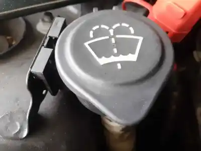 Peça sobressalente para automóvel em segunda mão depósito do limpa vidros por bmw serie 1 berlina (e81/e87) 118d referências oem iam 