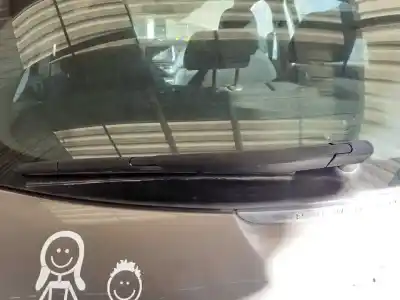 Second-hand car spare part rear windshield wiper arm for peugeot 208 active oem iam references   