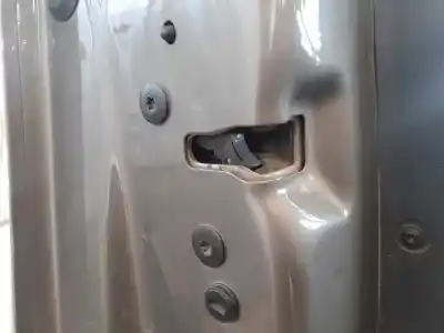 Peça sobressalente para automóvel em segunda mão fechadura da porta dianteira esquerda por peugeot 208 active referências oem iam 