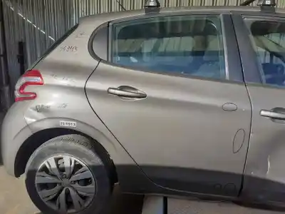 Pezzo di ricambio per auto di seconda mano porta posteriore destra per peugeot 208 active riferimenti oem iam   
