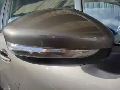 Pezzo di ricambio per auto di seconda mano retrovisore destro per peugeot 208 active riferimenti oem iam   