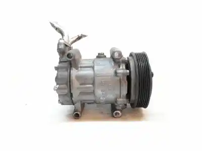 Peça sobressalente para automóvel em segunda mão compressor de ar condicionado a/a a/c por renault kangoo emotion referências oem iam 8200953359b  