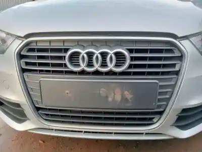 Автозапчастина б/у ПЕРЕДНЯ РЕШІТА для AUDI A1 SPORTBACK (8XA) Ambition Посилання на OEM IAM   