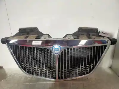 Pezzo di ricambio per auto di seconda mano griglia anteriore per lancia phedra (180) 2.2 jtd cat riferimenti oem iam   