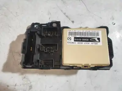 Second-hand car spare part fuse box unit for daihatsu sirion (m3..) 1.3 oem iam references 85980b1010  