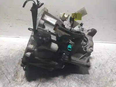 İkinci el araba yedek parçası VITES KUTUSU için RENAULT MEGANE III COUPÉ-CABRIO  OEM IAM referansları ND4001  A072525