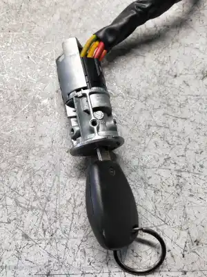 Second-hand car spare part ignition switch for dacia sandero ambiance oem iam references   