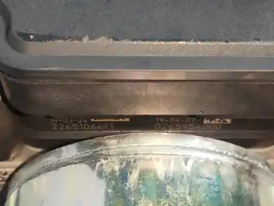 Peça sobressalente para automóvel em segunda mão abs por renault zoe limited 72 cv / 53 kw referências oem iam 472108051r 0265954000 0265240042
