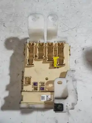 Pezzo di ricambio per auto di seconda mano scatola relè/fusibili per toyota auris 1.8 16v (híbrido) riferimenti oem iam 8273012x80a