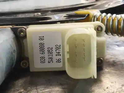 Second-hand car spare part passenger side right window regulator for bmw serie 7 (e65/e66) 735i oem iam references 7024812e  8223826s