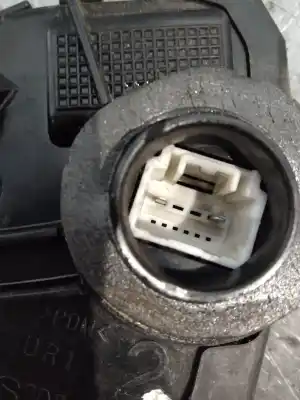 Second-hand car spare part front right central locking system for toyota auris luna oem iam references   