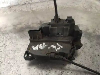 Second-hand car spare part rear left central locking system for renault scenic iii authentique oem iam references   