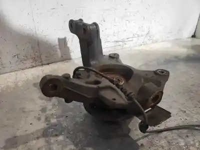 Second-hand car spare part front left knuckle for renault scenic iii authentique oem iam references   