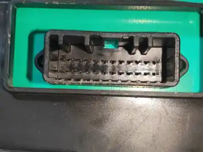 Peça sobressalente para automóvel em segunda mão quadrante por dacia duster adventure 4x4 referências oem iam   